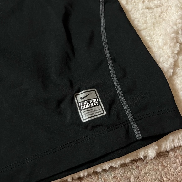 Nike Pro Combat Black Long Sleeve - Picture 3 of 5